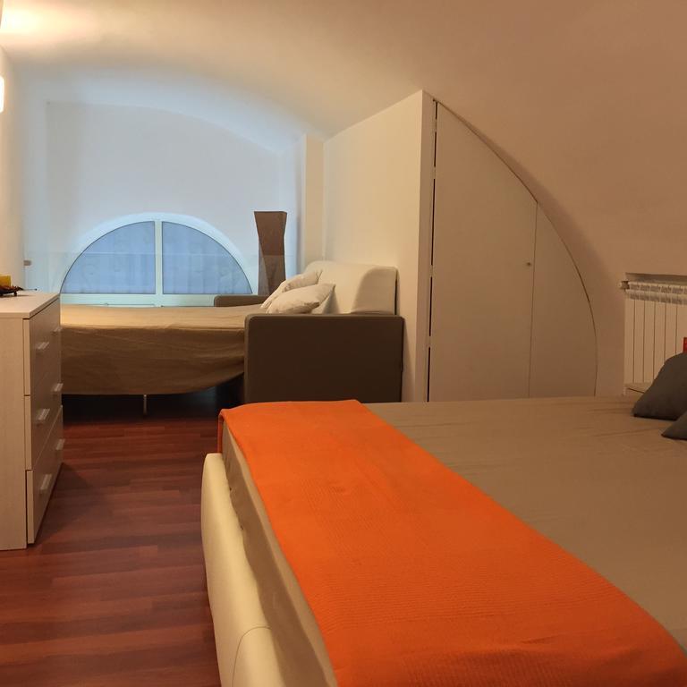 Suite Duomo Naples Exterior photo